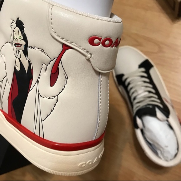 🥰 Disney X Coach Clip High Top Sneaker Cruella Motif Women - Picture 9 of 9